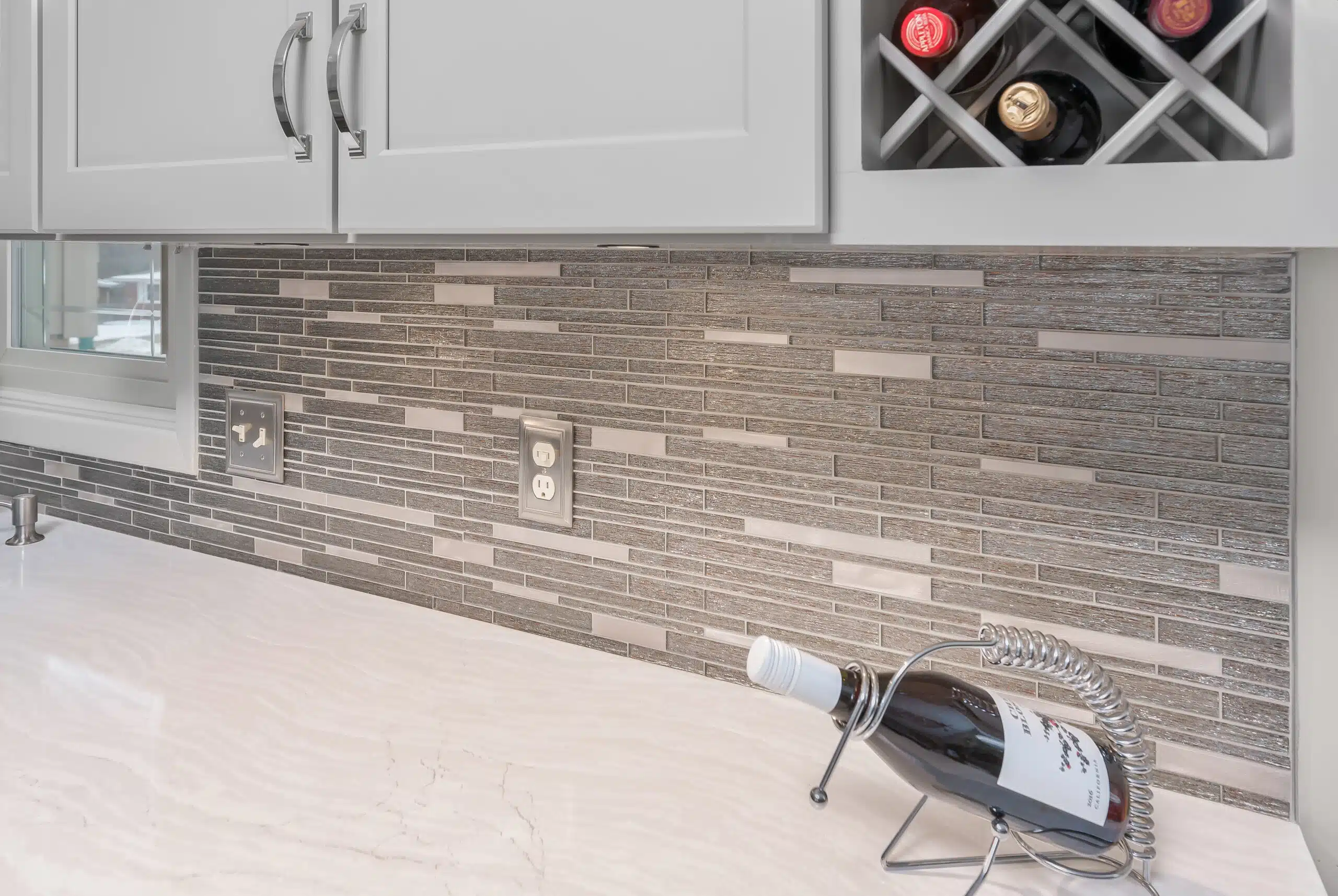 kitchen tile backsplash closeup