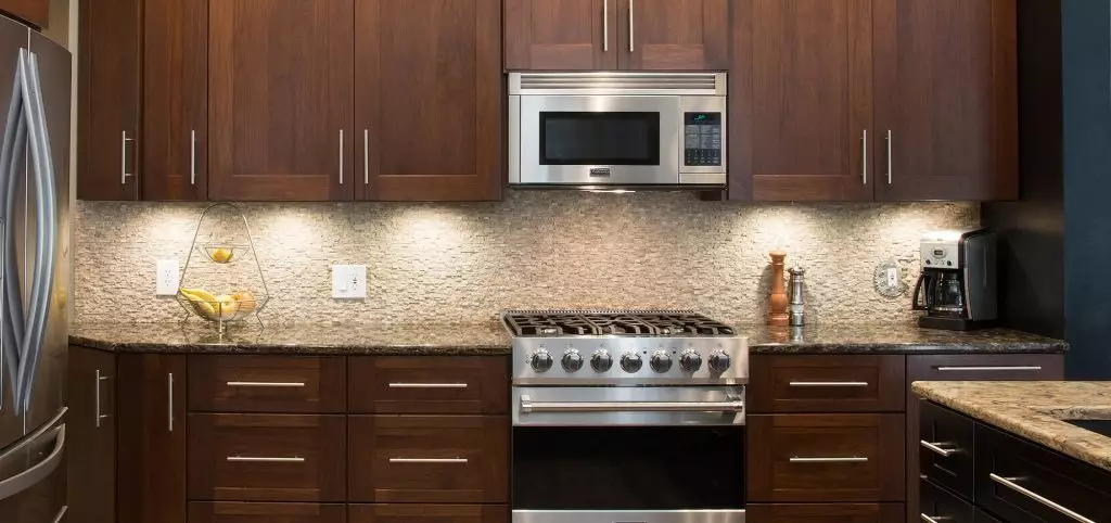 under-cabinet-lighting