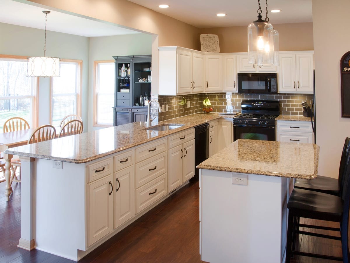 Traditional remodeled kitchen by American Wood Reface
