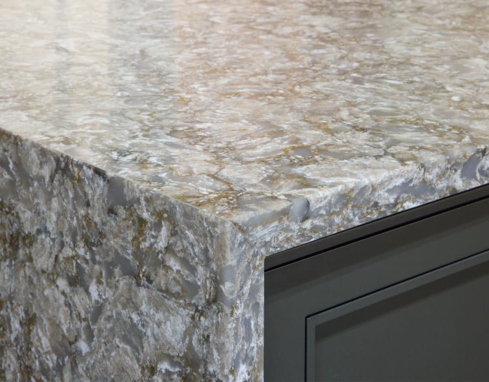 Waterfall Style Countertop with Flat Edge