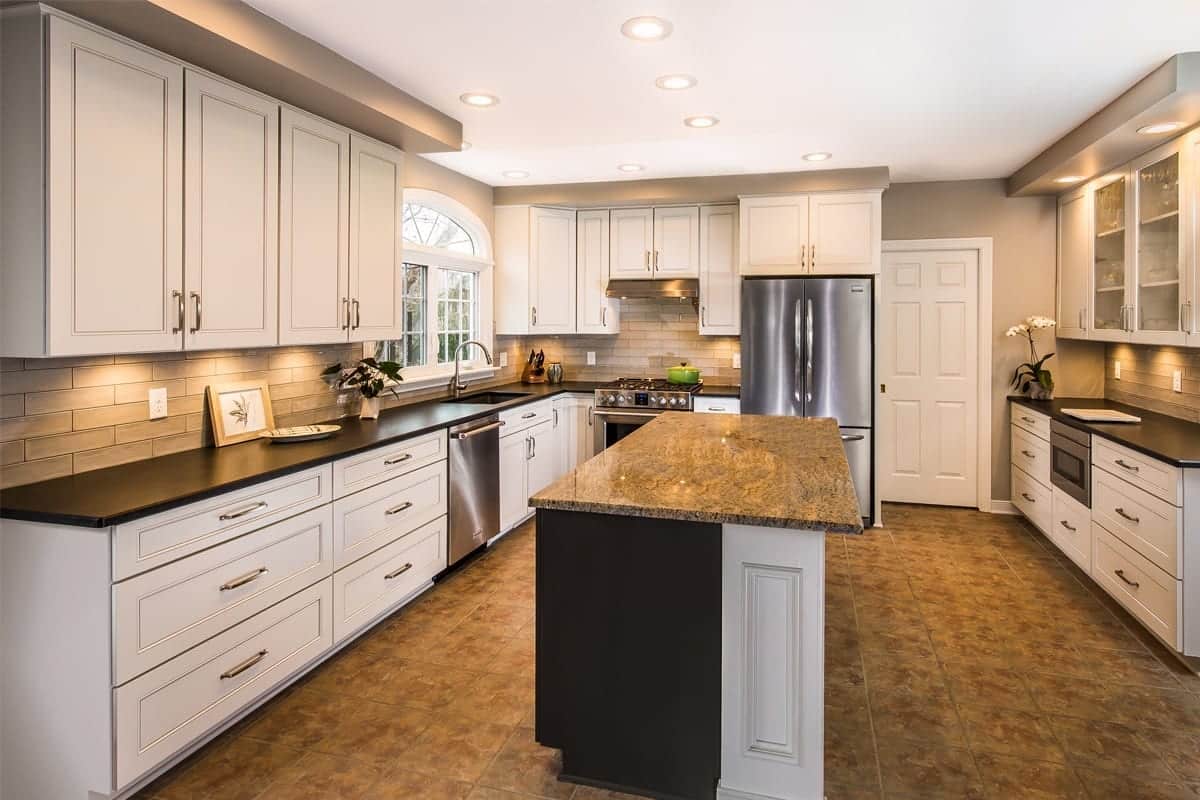 Kitchen remodeling and cabinet refacing project in Copley, Ohio 2