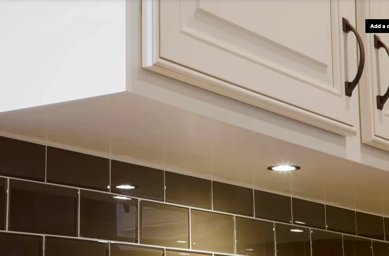 Under cabinet kitchen lighting