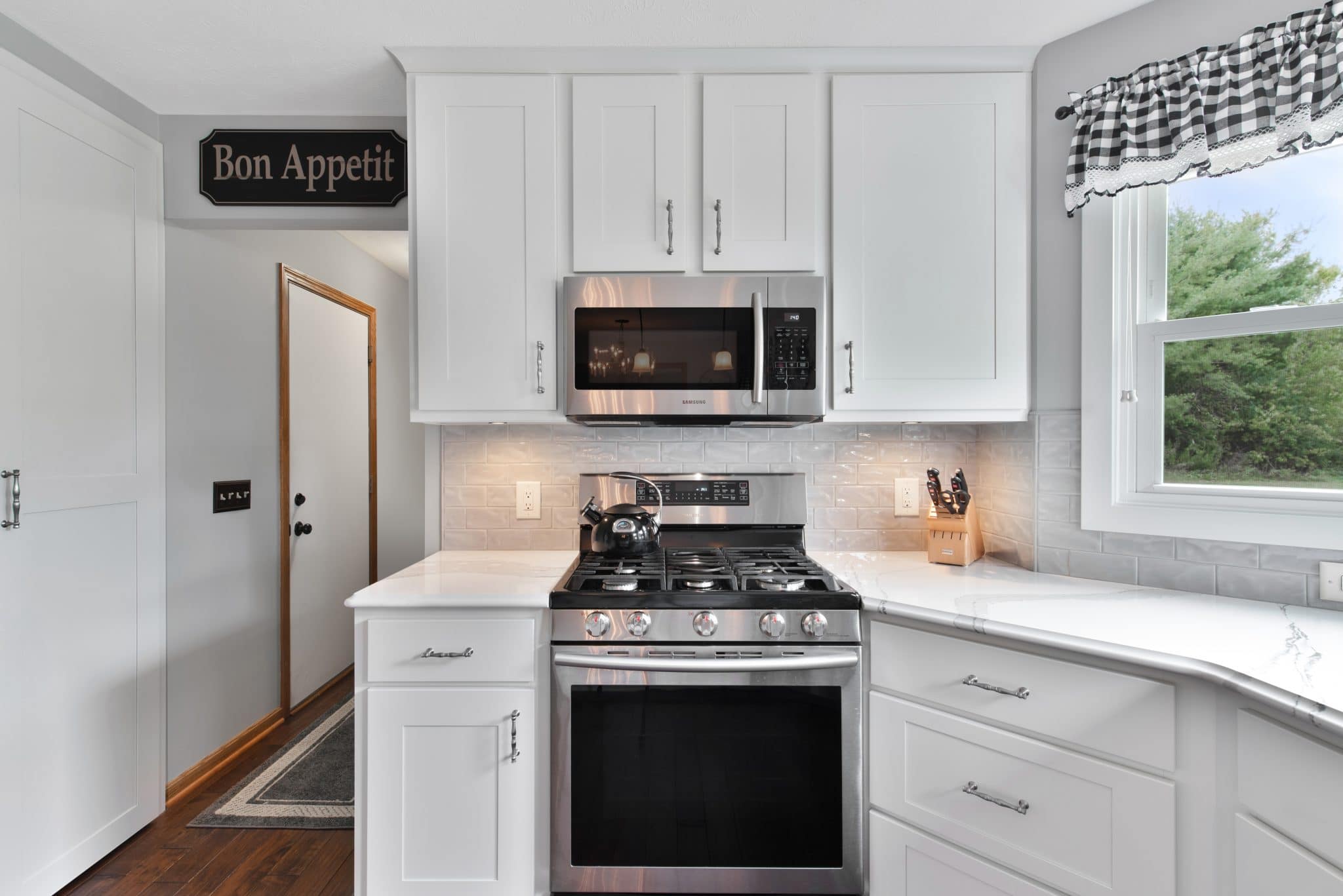 Modern Contemporary White Birch Kitchen Uniontown Ohio