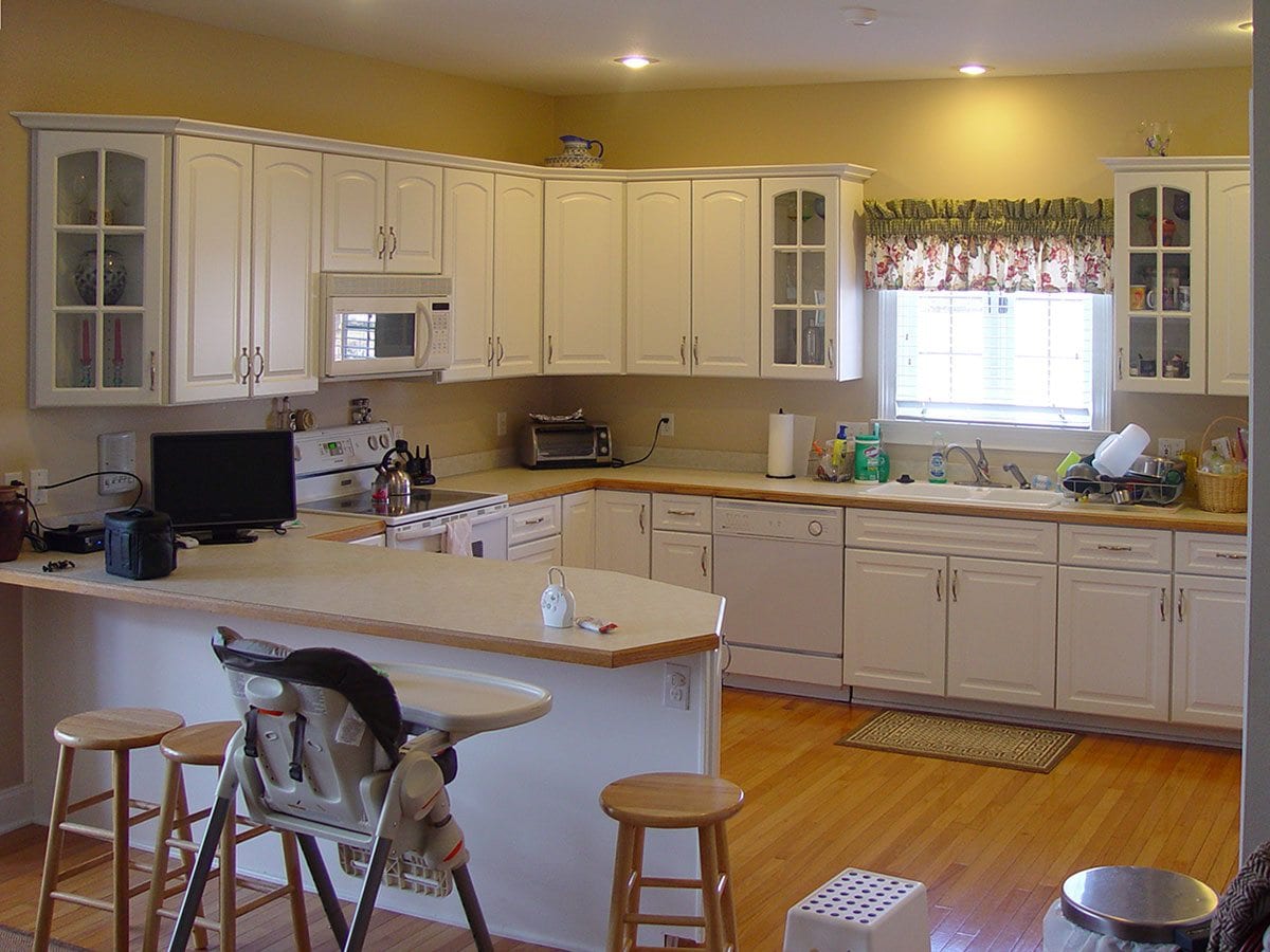 Before kitchen expert installation