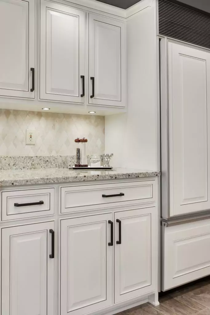 Traditional Birch Granite Kitchen Cabinets