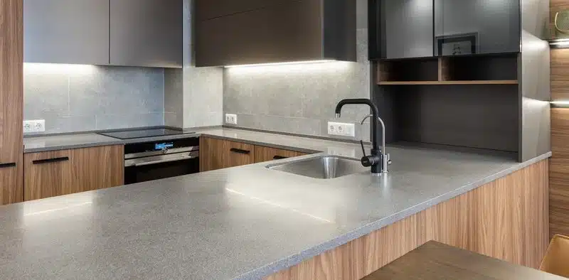 Modern kitchen backsplash